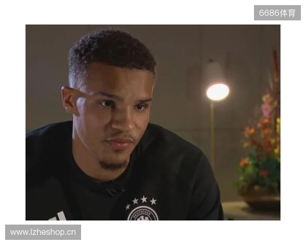 佳夫：我曾与塞内加尔以及芬兰接触，两年后重返德国队很开心